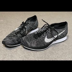 Nike Flyknit Racer Oreo 2.0 Size 8.5